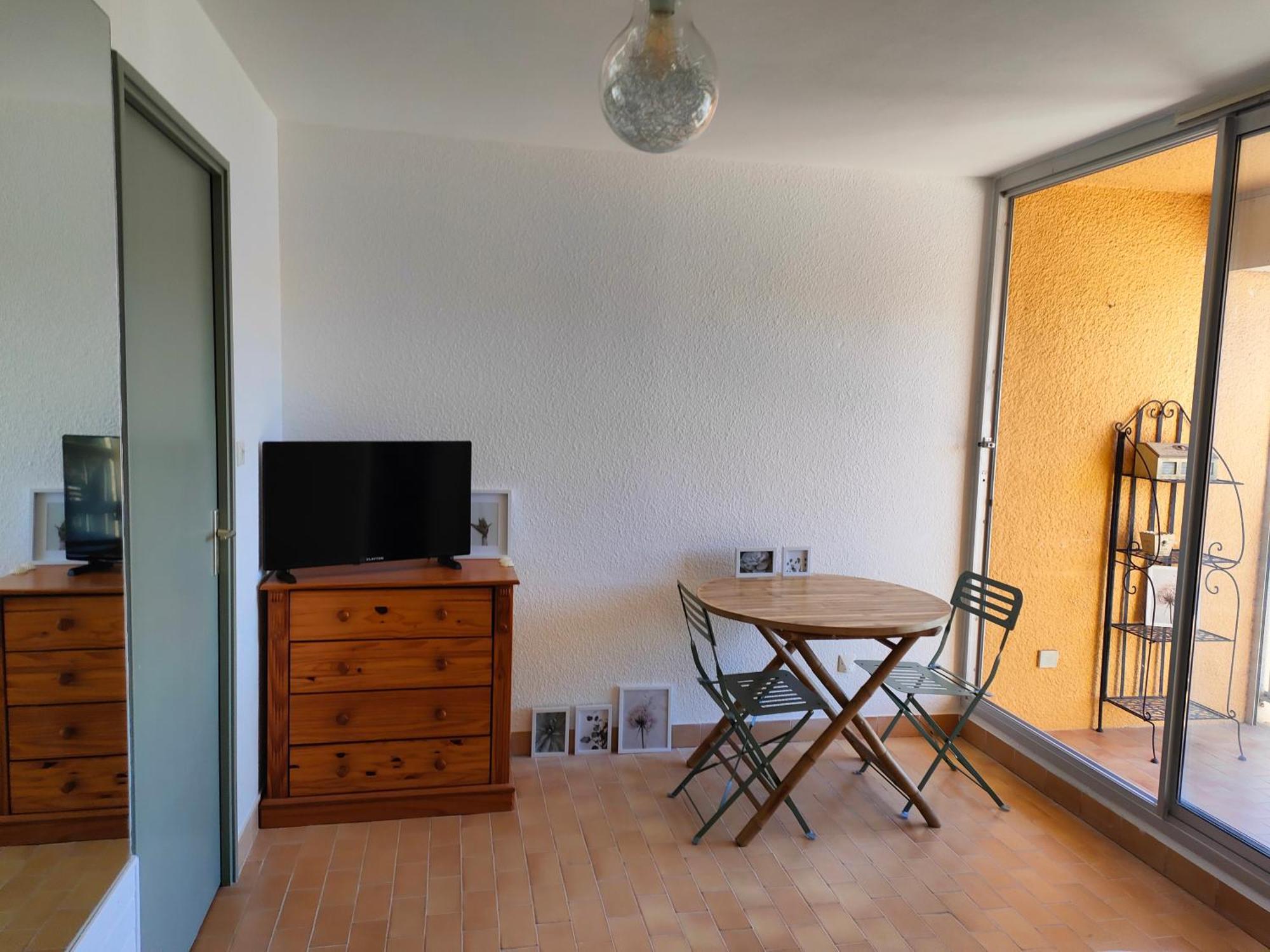Gruissan, Studio Cabine, Au Calme Vue Degagee Sur Marina Exterior foto