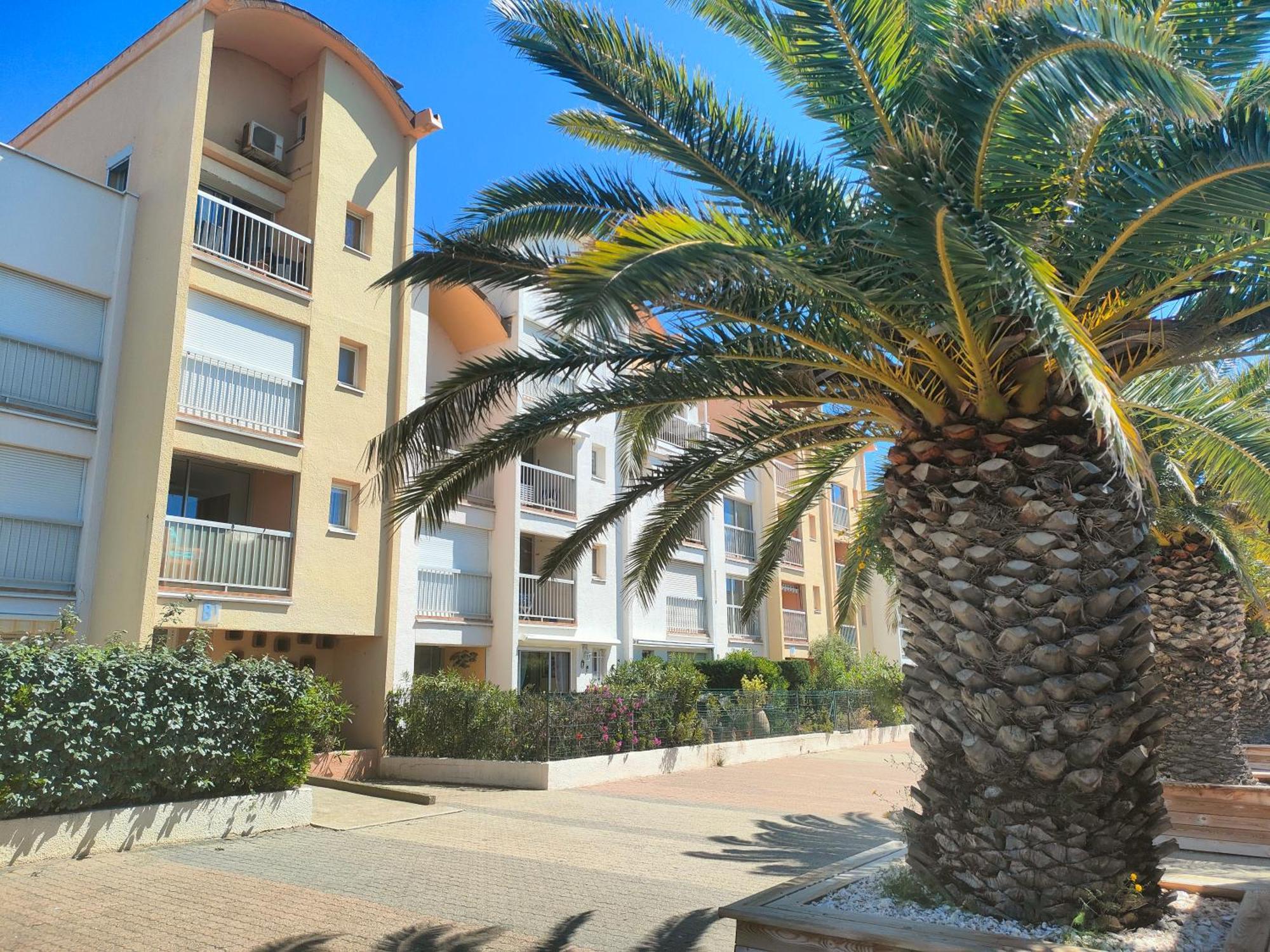 Gruissan, Studio Cabine, Au Calme Vue Degagee Sur Marina Exterior foto